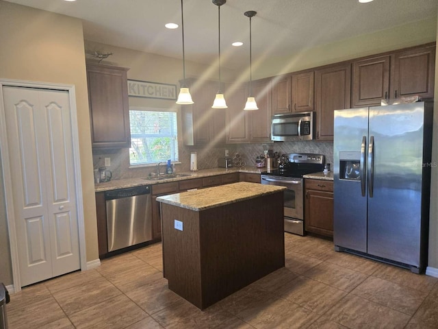 8451 Karpeal Dr, Sarasota, FL 34238 - photo 5