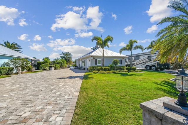 view of front of house with a front yard