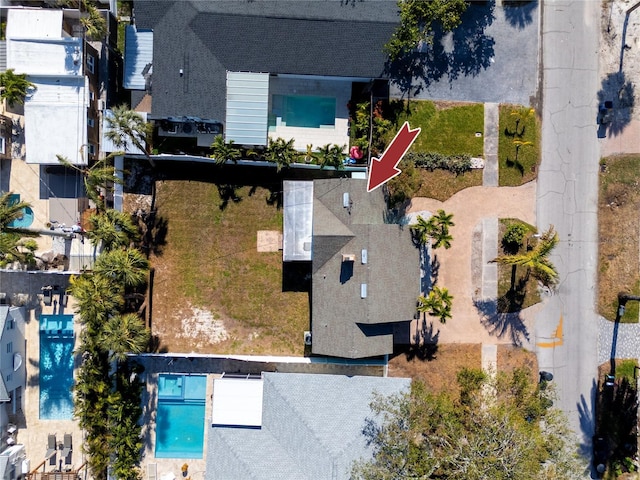 815 Lantana Ave, Clearwater Beach, FL 33767 - photo 3