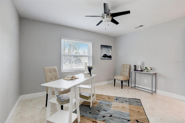 dining room with ceiling fan