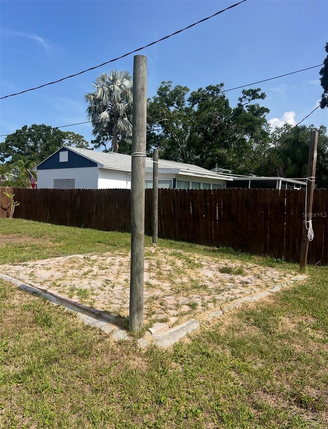 2800 47th St S, Gulfport, FL 33711 - view of yard
