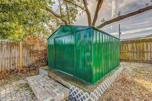 view of outbuilding