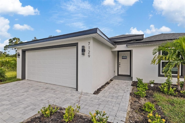 view of front of house featuring a garage