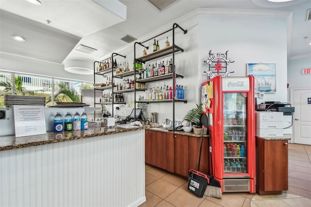12000 Gulf Blvd Unit 208-S, Treasure Island, FL 33706 - indoor wet bar with light tile patterned flooring and recessed lighting