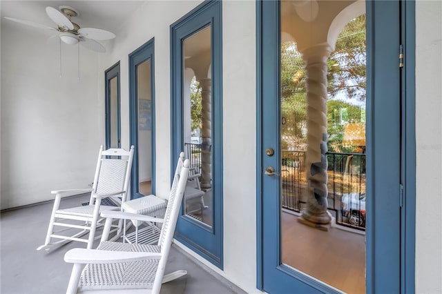 balcony with ceiling fan