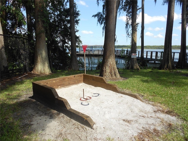 view of yard featuring a water view