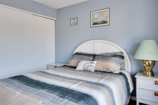 bedroom featuring a closet