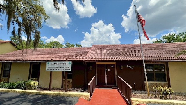 view of front of house