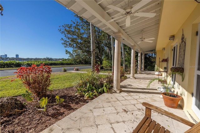 view of patio with ceiling fan