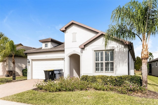 view of front facade with a garage