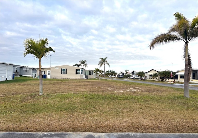 Listing photo 3 for 501 San Clemente Cir, North Port FL 34287