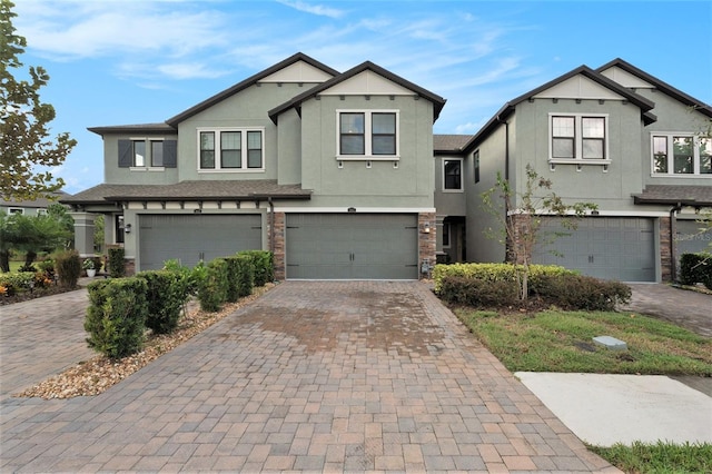 view of front of property featuring a garage