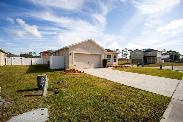 single story home featuring a front yard