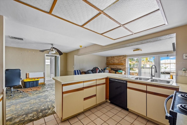 1409 NE 49th Ave NE, Saint Petersburg, FL 33703 - photo 43