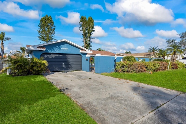 1409 NE 49th Ave NE, Saint Petersburg, FL 33703 - photo 1