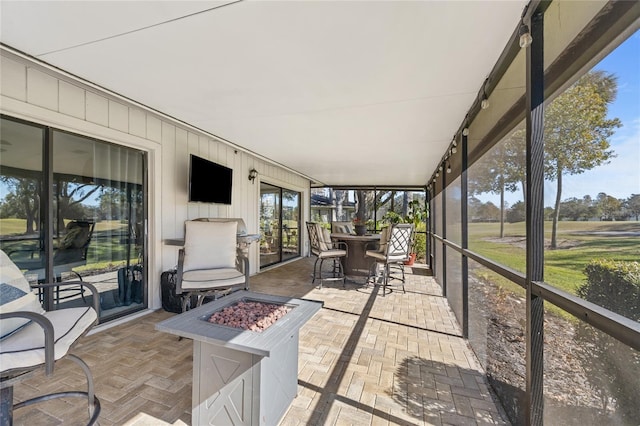 view of sunroom / solarium