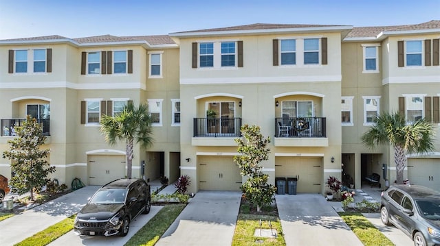 view of townhome / multi-family property