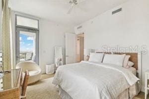 bedroom featuring ceiling fan