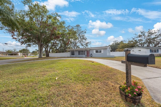 view of front of house with a front yard