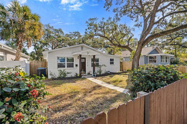 view of front of property with a front lawn