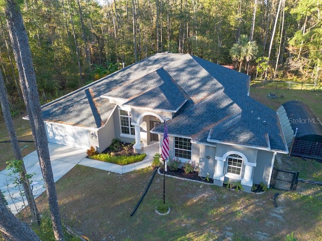 view of front of home with a front yard