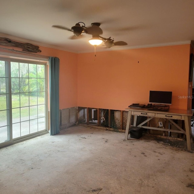 misc room featuring ceiling fan and ornamental molding