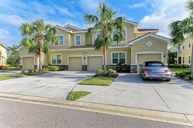 view of front facade with a garage