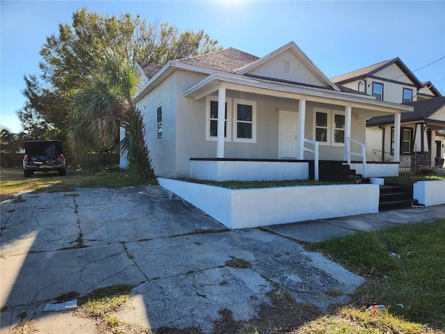 view of front of house featuring covered porch