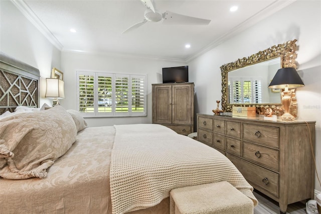 bedroom with ornamental molding, a ceiling fan, and recessed lighting