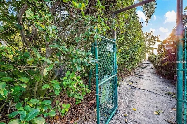 744 Jungle Queen Way, Longboat Key, FL 34228 - photo 4