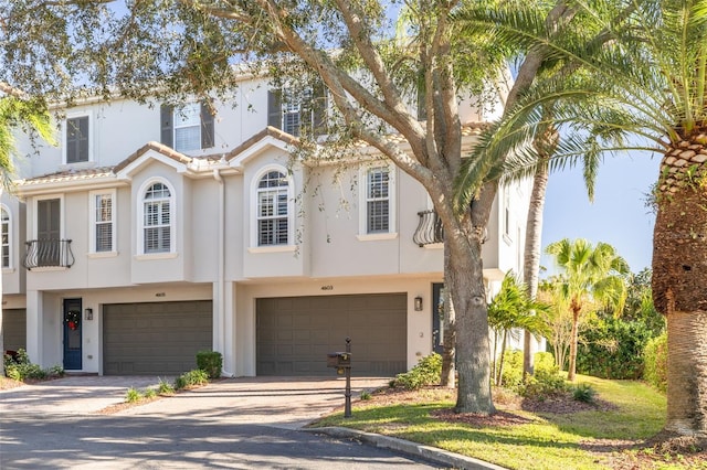 view of front of house with a garage