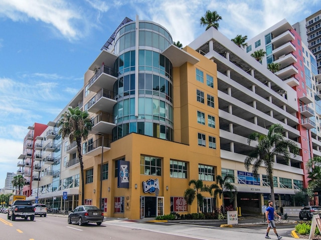 1120 E Kennedy Blvd Unit 927, Tampa, FL 33602 - view of apartment building / complex