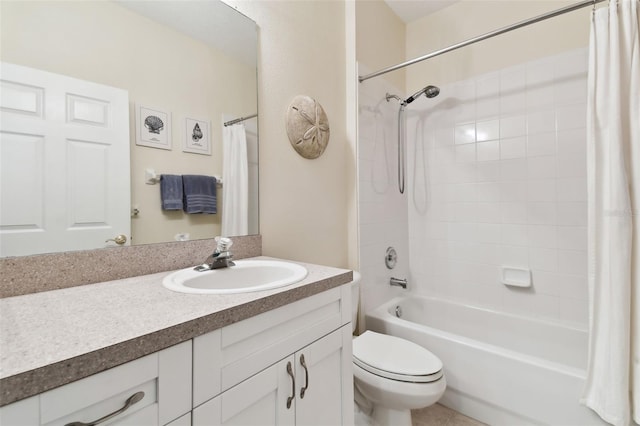 full bathroom with vanity, toilet, and shower / tub combo