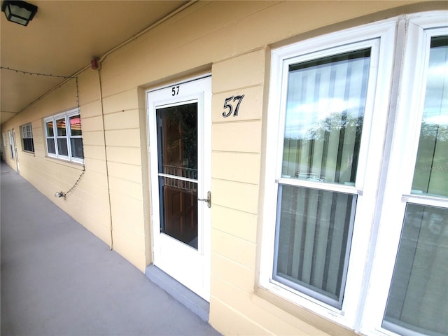 view of entrance to property