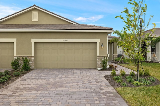 view of front of home featuring a garage