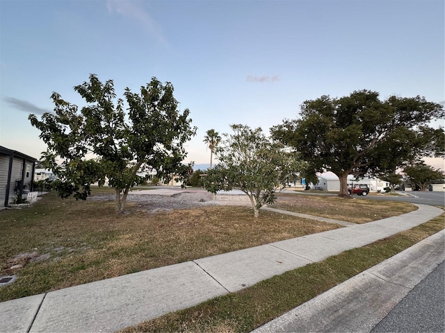 Listing photo 2 for 4839 Baker Ave Lot 192, Zephyrhills FL 33541