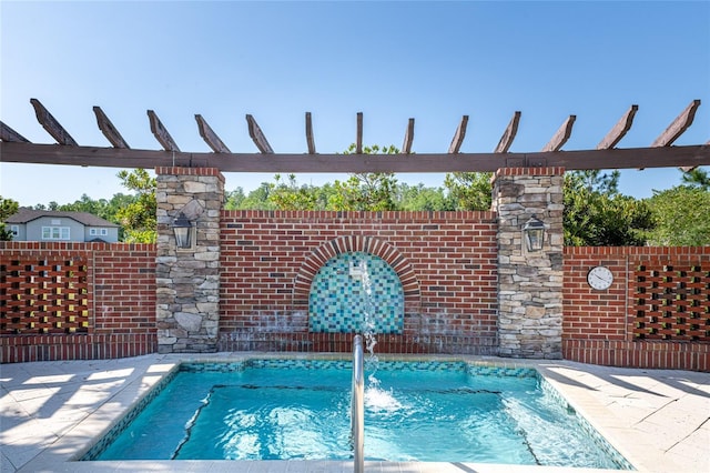 view of swimming pool