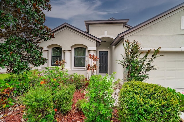 view of front of house featuring a garage