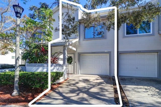 view of front of home featuring a garage