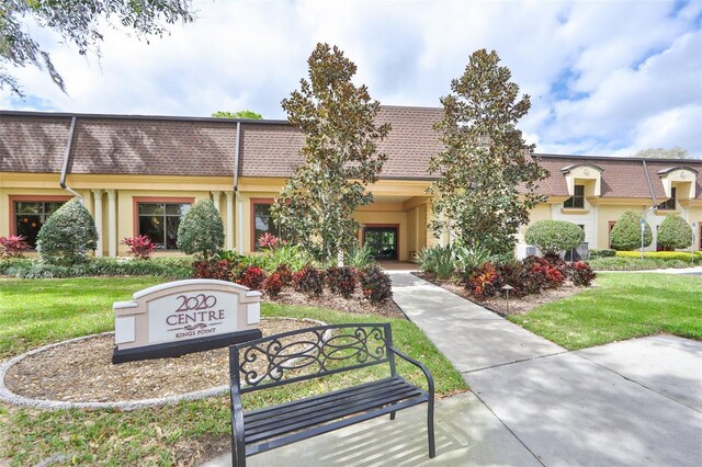 2003 Halmrock Pl, Sun City Center, FL 33573 - view of building exterior