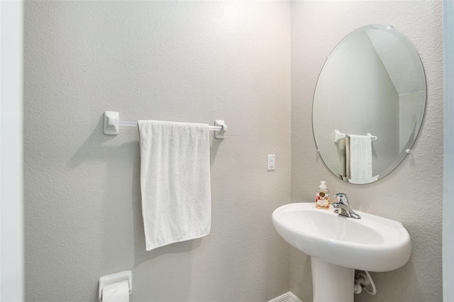 bathroom with sink