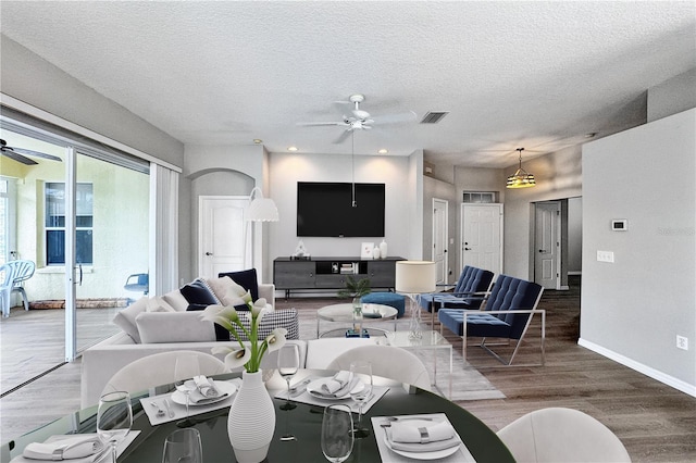 1333 Misty Greens Dr, Sun City Center, FL 33573 - photo 9