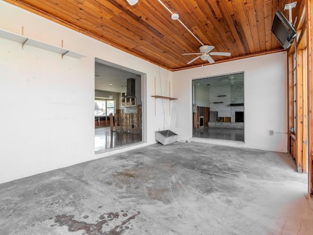 view of patio with ceiling fan