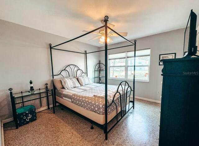 bedroom featuring ceiling fan