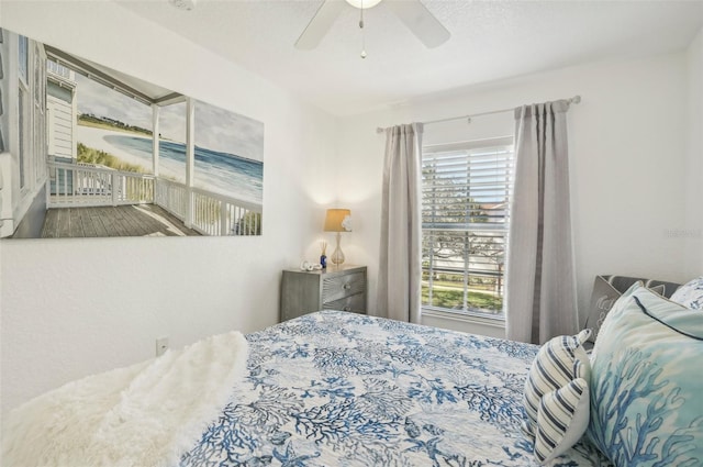 bedroom featuring ceiling fan