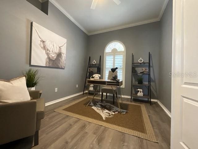 office area featuring ornamental molding, a ceiling fan, wood finished floors, and baseboards
