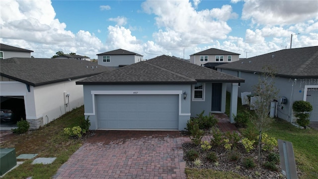 view of front facade featuring a garage