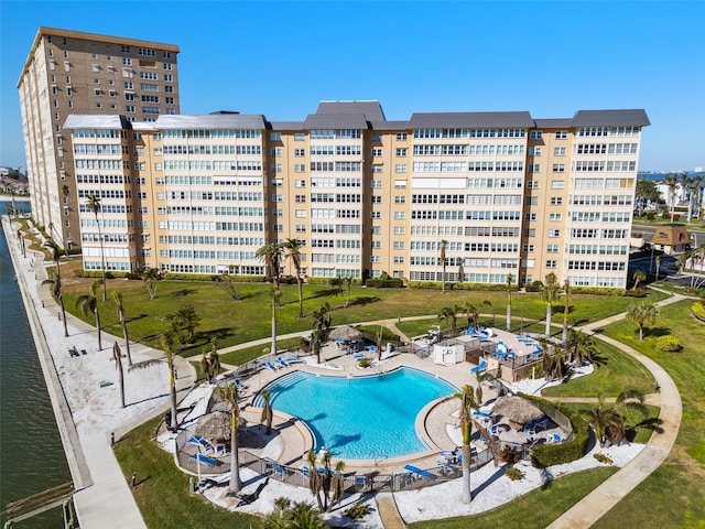 view of swimming pool