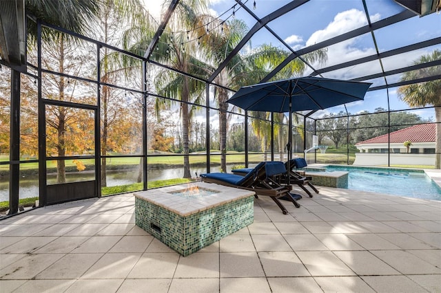 view of swimming pool featuring a lanai, a patio area, a jacuzzi, and a water view