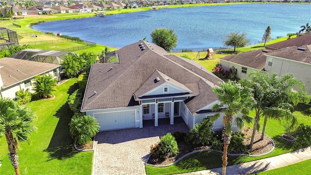 bird's eye view featuring a water view